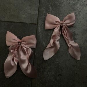 Spencer's Pink Satin Hair Bows